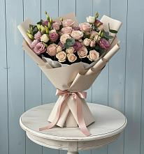 Букет цветов из:  Розы и Лизиантусы в Щучьем Воронежской области