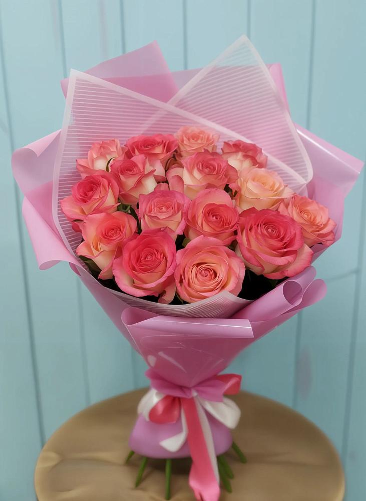 Букет 15 Розовых роз Равель в Щучьем Воронежской области