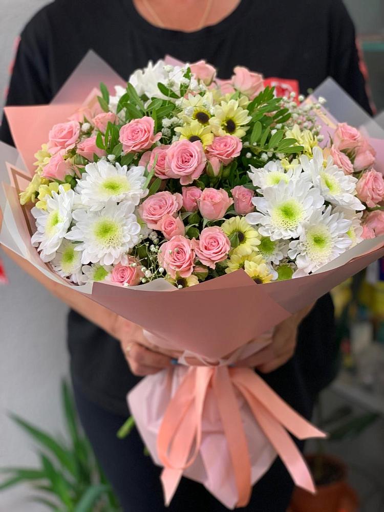 Букет цветов из: Розы и Хризантемы в Щучьем Воронежской области