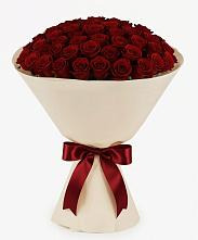 Букет 101 Бордовая роза Блэк Бакарра в Щучьем Воронежской области