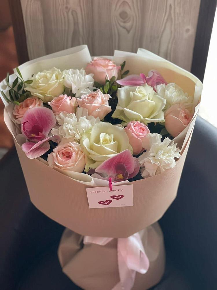 Букет цветов из: Орхидеи, Розы и Гвоздики в Щучьем Воронежской области