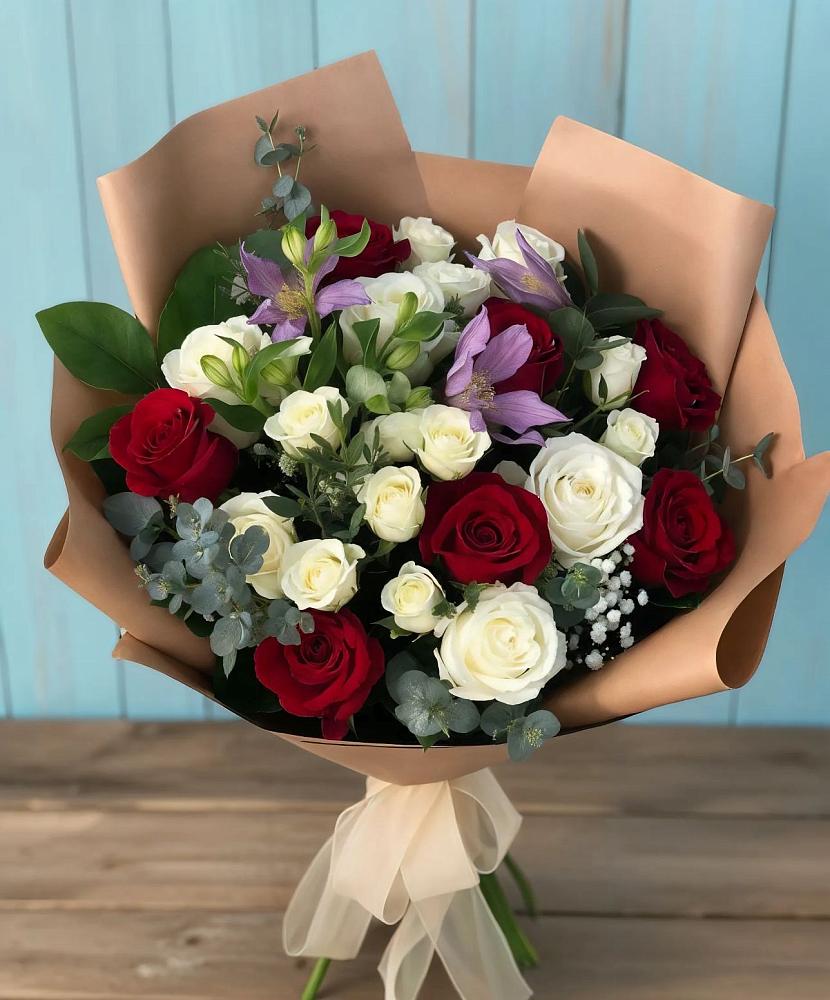 Букет цветов из: Розы и Альстромерии в Щучьем Воронежской области